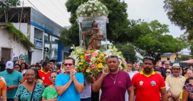 Fiéis celebram São José com missa, procissão e festa social em Macapá