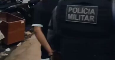 Suspeito de assalto no Canal do Jandiá é preso pela PM na zona norte de Macapá; VÍDEO