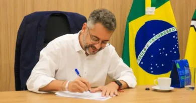 Comissões são nomeadas e Estado inicia preparação de novos concursos com 351 vagas e salários de até R$ 8,3 mil Comissões são nomeadas e Estado inicia preparação de novos concursos com 351 vagas e salários de até R$ 8,3 mil