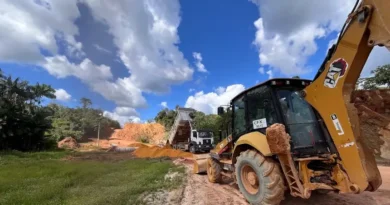 Com obra de R$ 51 milhões, AP-160 se prepara para ligar dois municípios por asfalto Com obra de R$ 51 milhões, AP-160 se prepara para ligar dois municípios por asfalto