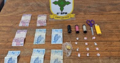 Suspeito tenta fugir da polícia, mas acaba preso por tráfico de drogas em Macapá Suspeito tenta fugir da polícia, mas acaba preso por tráfico de drogas em Macapá