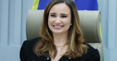 Disputa pelo Senado no Amapá ganha mais um nome com entrada de Alliny Serrão Disputa pelo Senado no Amapá ganha mais um nome com entrada de Alliny Serrão
