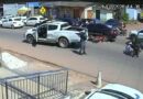 Moto e carro oficial se envolvem em acidente no Igarapé da Fortaleza Moto e carro oficial se envolvem em acidente no Igarapé da Fortaleza
