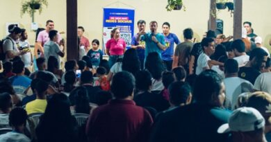 Alliny Serrão reúne jovens e defende mais oportunidades para a juventude do Amapá Alliny Serrão reúne jovens e defende mais oportunidades para a juventude do Amapá
