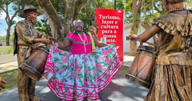 Escritora Laura do Marabaixo leva literatura e cultura afro-amapaense à Festa Literária Internacional do Pelourinho Escritora Laura do Marabaixo leva literatura e cultura afro-amapaense à Festa Literária Internacional do Pelourinho