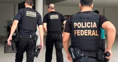 PF investiga esquema de diplomas falsos e cumpre cinco mandados em Macapá PF investiga esquema de diplomas falsos e cumpre cinco mandados em Macapá
