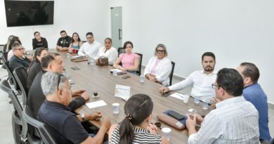 Prefeitura de Macapá alinha estratégias para recadastramento dos conjuntos habitacionais Janary Nunes I e II Prefeitura de Macapá alinha estratégias para recadastramento dos conjuntos habitacionais Janary Nunes I e II