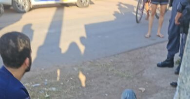 Jovem morre após ser atingido por três tiros no Muca Jovem morre após ser atingido por três tiros no Muca