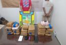 Dupla é presa ao desembarcar com 29 kg de crack em porto de Santana Dupla é presa ao desembarcar com 29 kg de crack em porto de Santana
